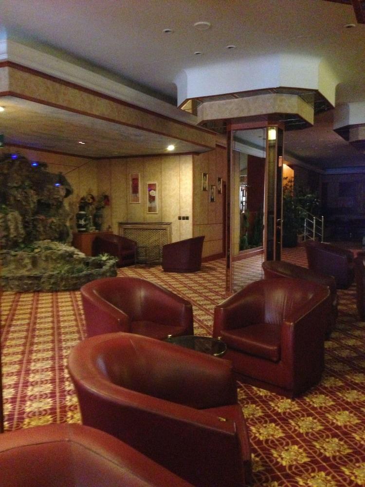 Hotel Monopol
